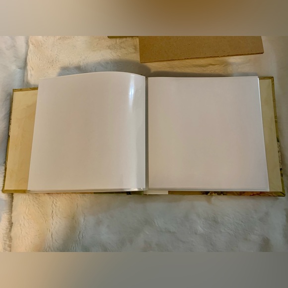 K&Company 6x6 Album English Floral Scrapbook Postbound
Flowers Vintage Garden - Picture 7 of 12